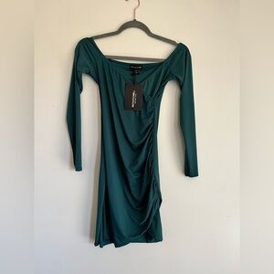 PrettyLittleThing dress Emerald Green Ruched Bardot Bodycon Dress